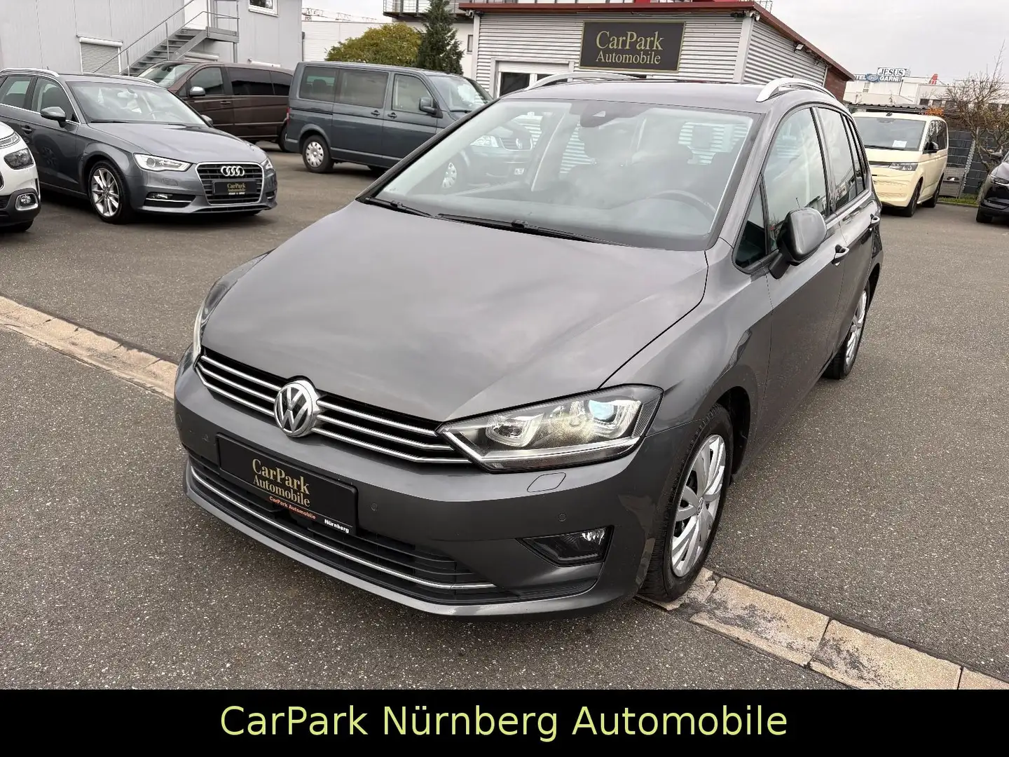 Volkswagen Golf Sportsvan Automatik   Netto 8.066 € Gris - 1