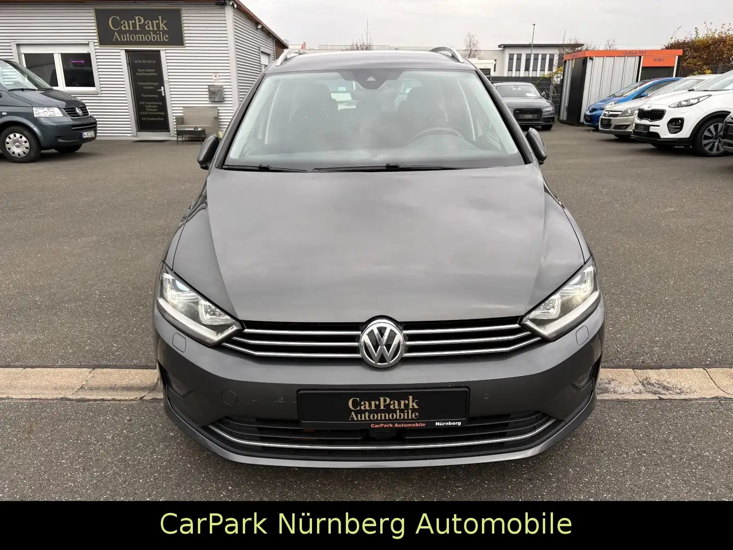 Volkswagen Golf Sportsvan Automatik   Netto 8.066 € Gris - 2