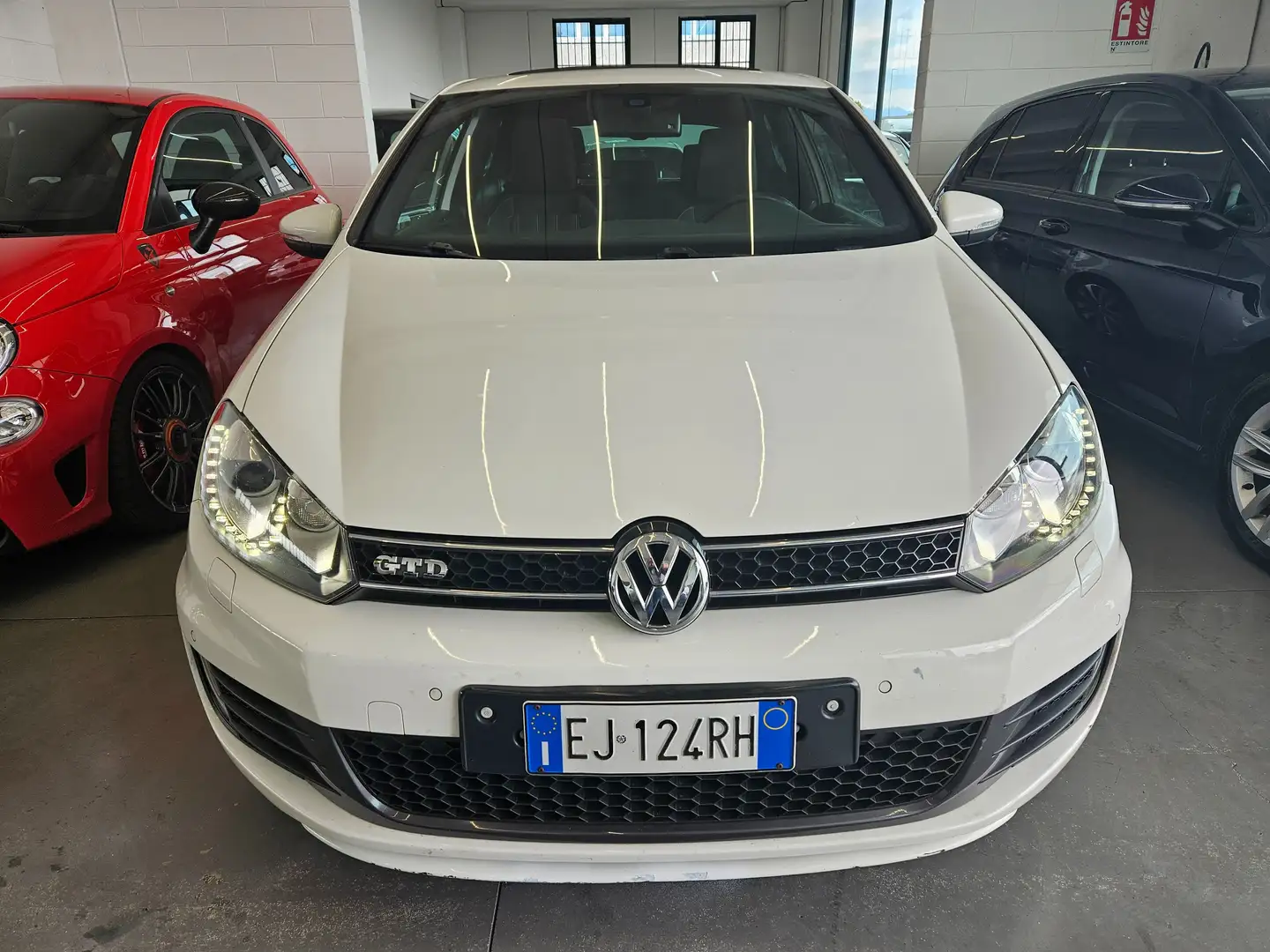 Volkswagen Golf 3p 2.0 GTD dsg Weiß - 2