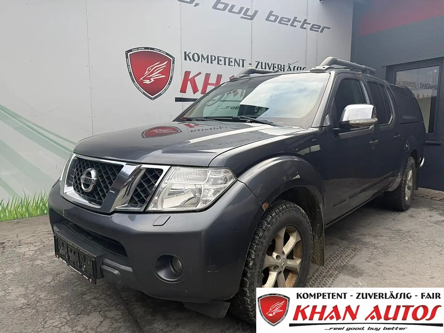 Nissan Navara Navara Automatik *EXPORT* Grau - 1