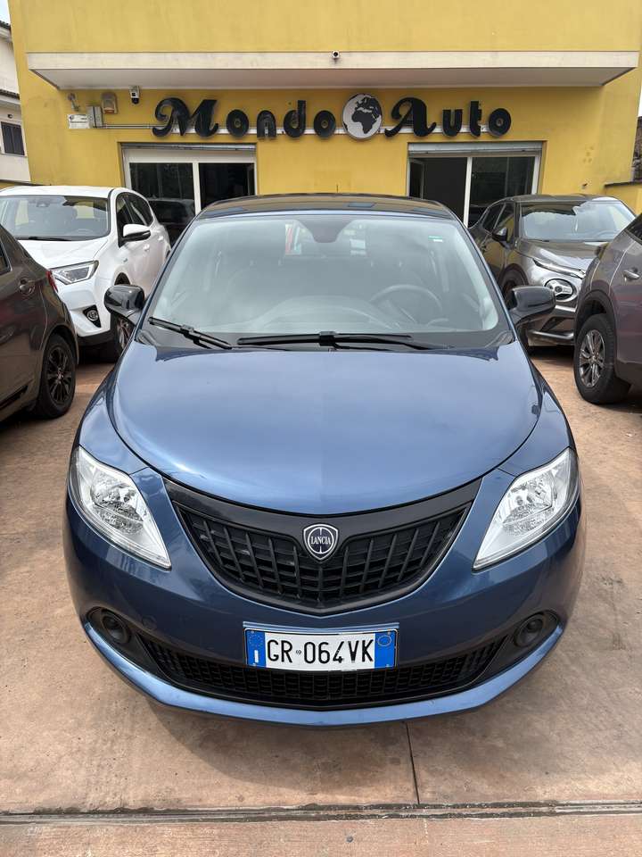Lancia Ypsilon Ypsilon III 2021 1.0 firefly hybrid Silver s