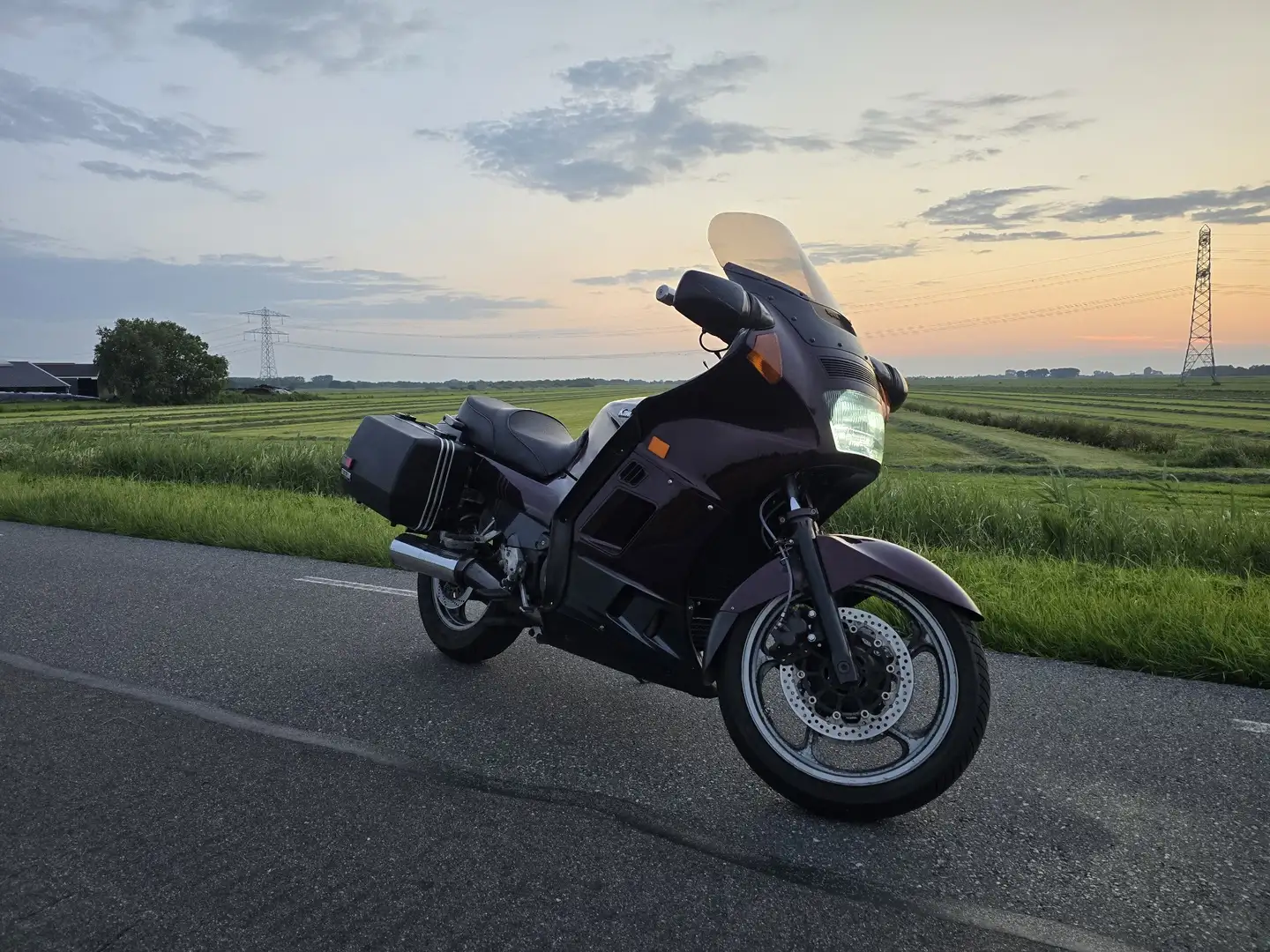Kawasaki GTR 1000 Burdeos - 2