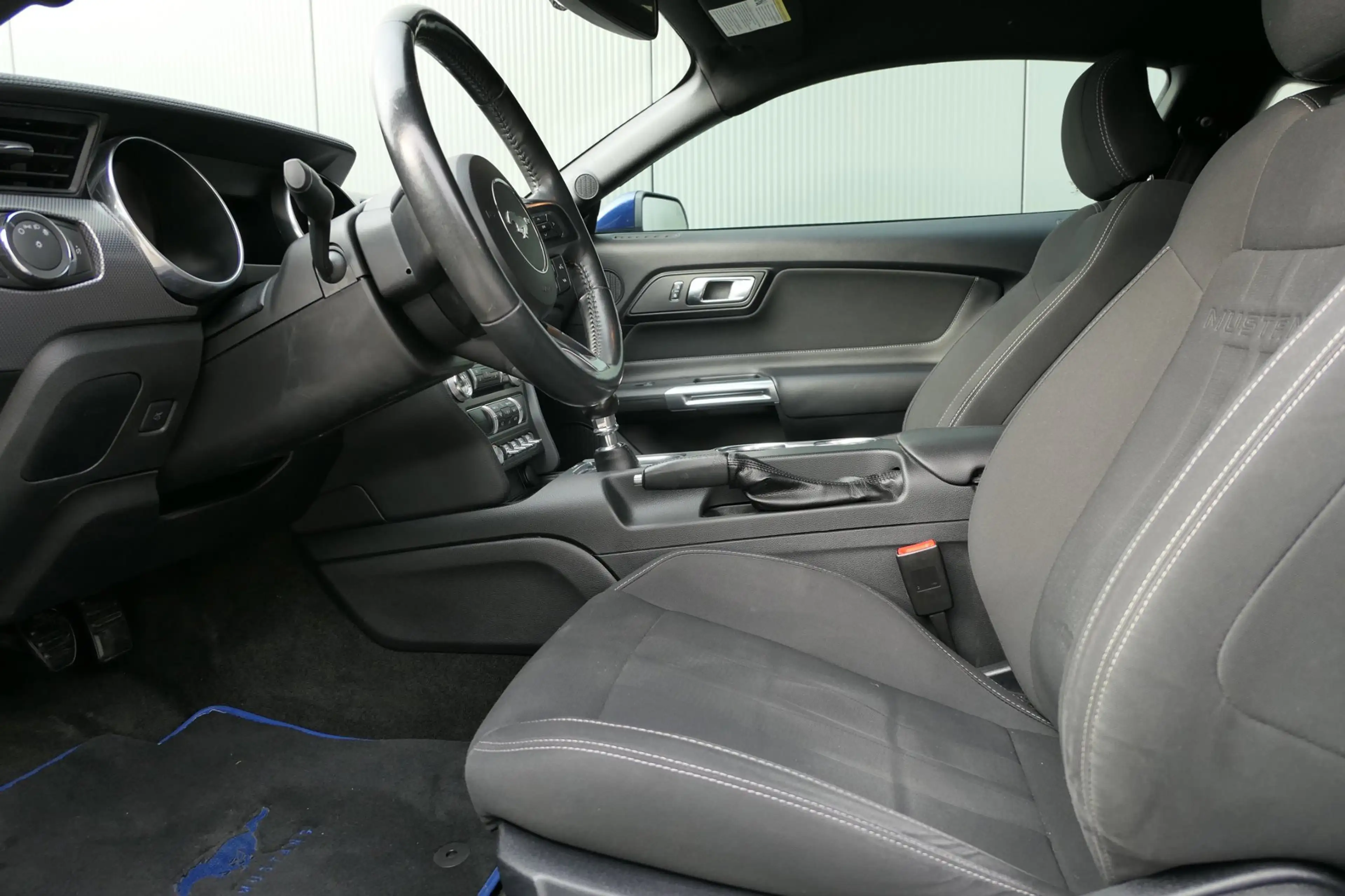 Ford Mustang Fastback 2.3 EcoBoost Camera Cruise Xenon — photo 3