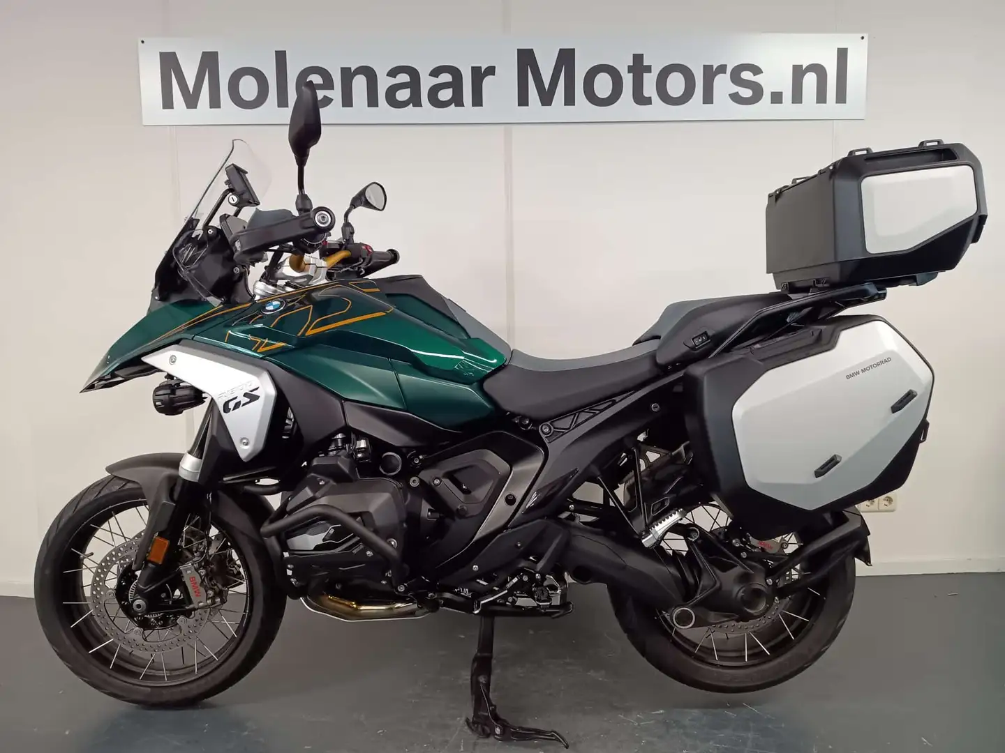 BMW R 1300 GS Groen - 2