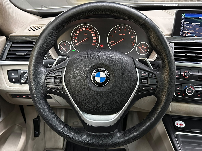 BMW 328 xDr PANO+LED+HEAD+MEMO+360+H&K+ACC+AHK+MF — photo 15