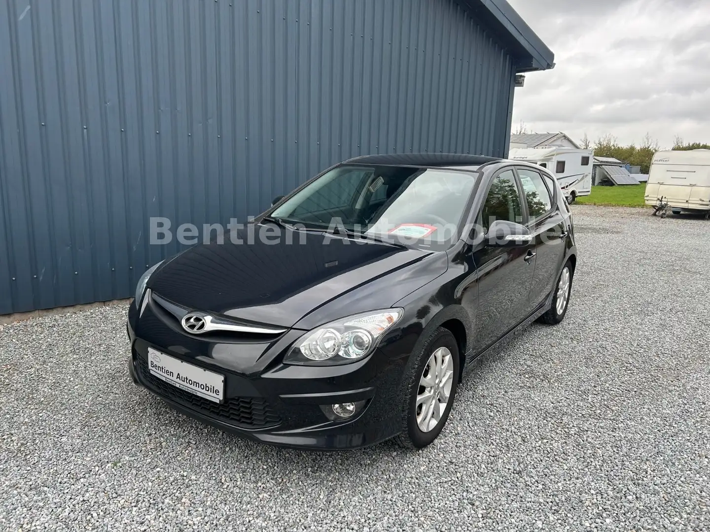 Hyundai i30 1.4 FIFA WM Edition Noir - 2