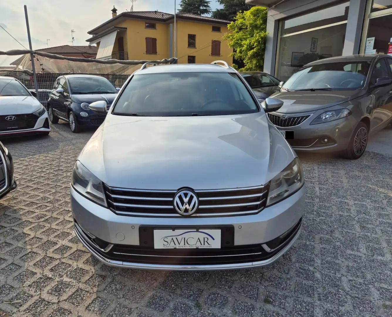 Volkswagen Passat Variant 2.0 tdi Highline 4motion AUTOCARRO Argento - 1