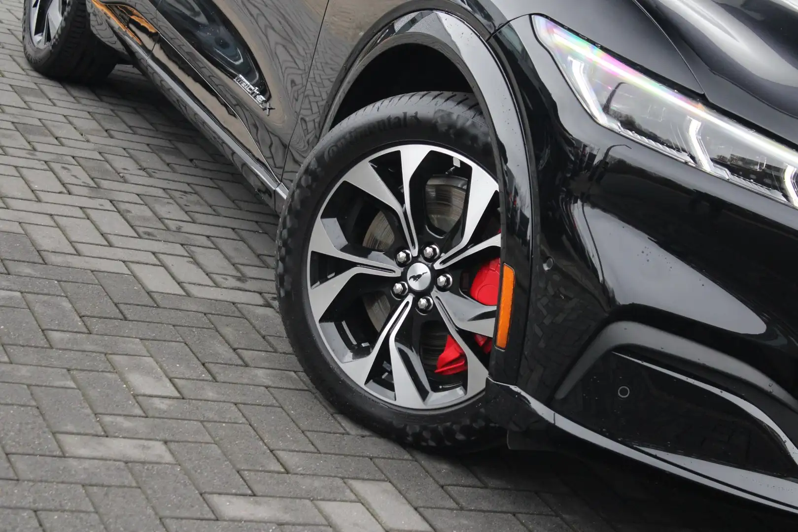 Ford Mustang Mach-E Extended Premium RWD 98 kWh Technology Pack + | Pa Fekete - 2