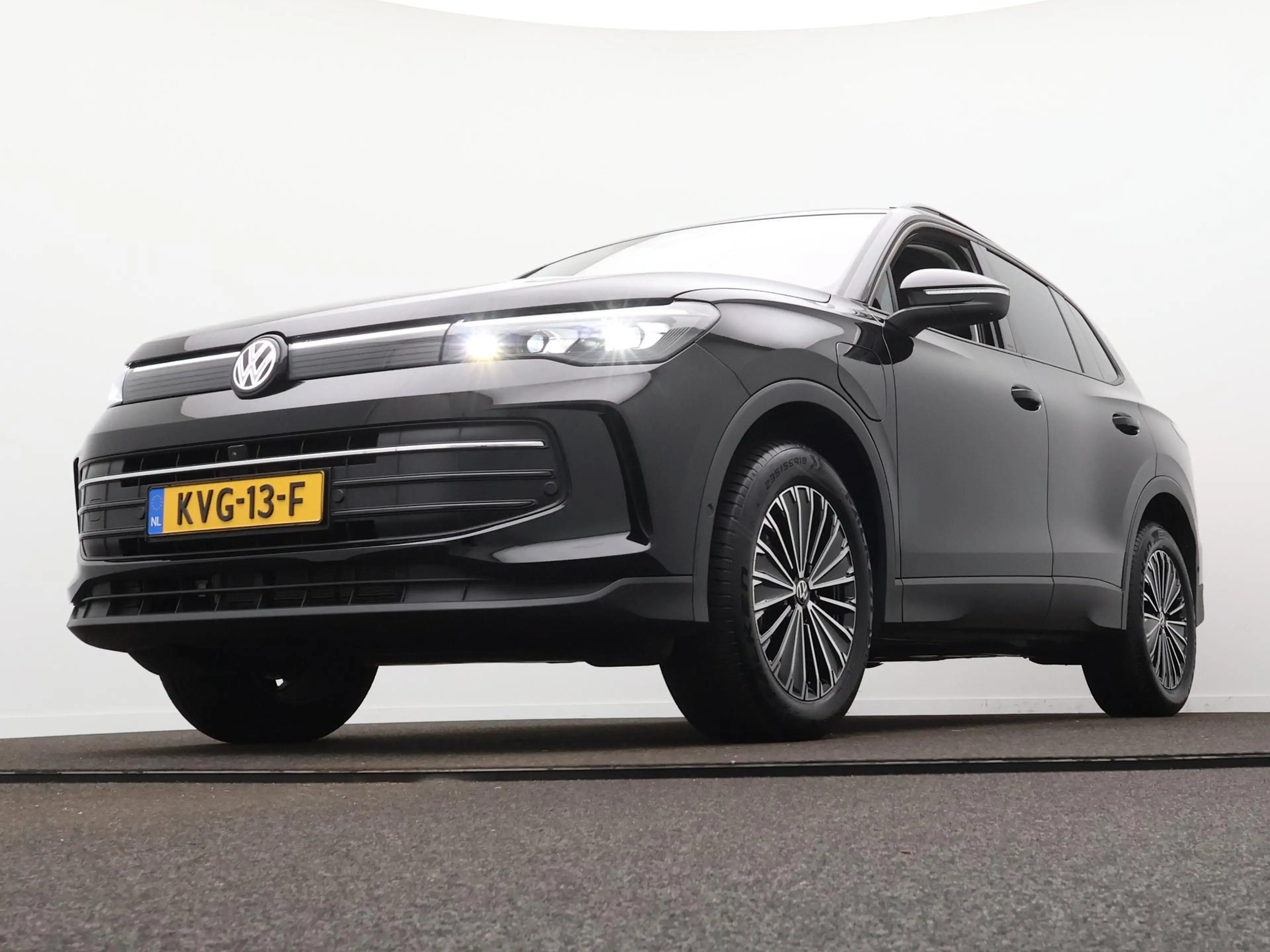 Volkswagen Tiguan 1.5 eHybrid Life Edition | 360 Camera | Zwenkbare — photo 9