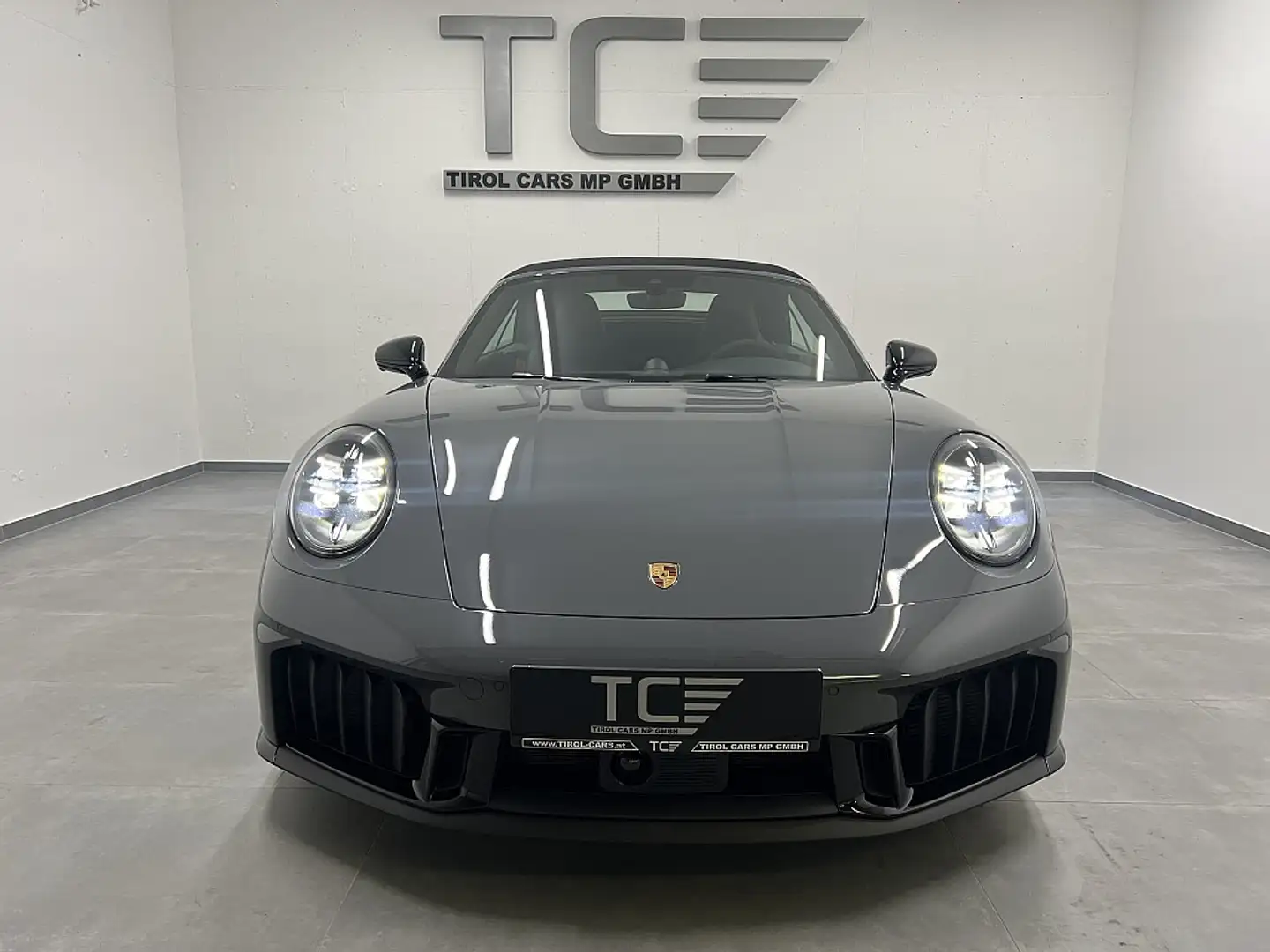 Porsche 911 Carrera Cabrio GTS PDK, Matrix, Inno,  Lift, NEU! Gris - 2