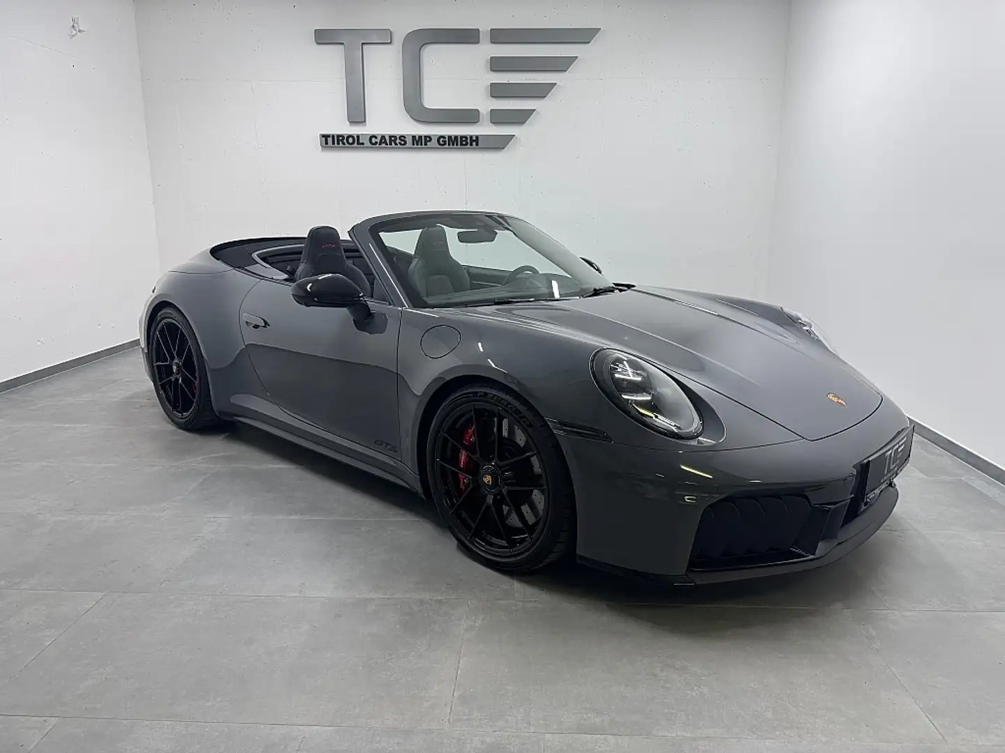 Porsche 911 Carrera Cabrio GTS PDK, Matrix, Inno,  Lift, NEU! Gris - 1
