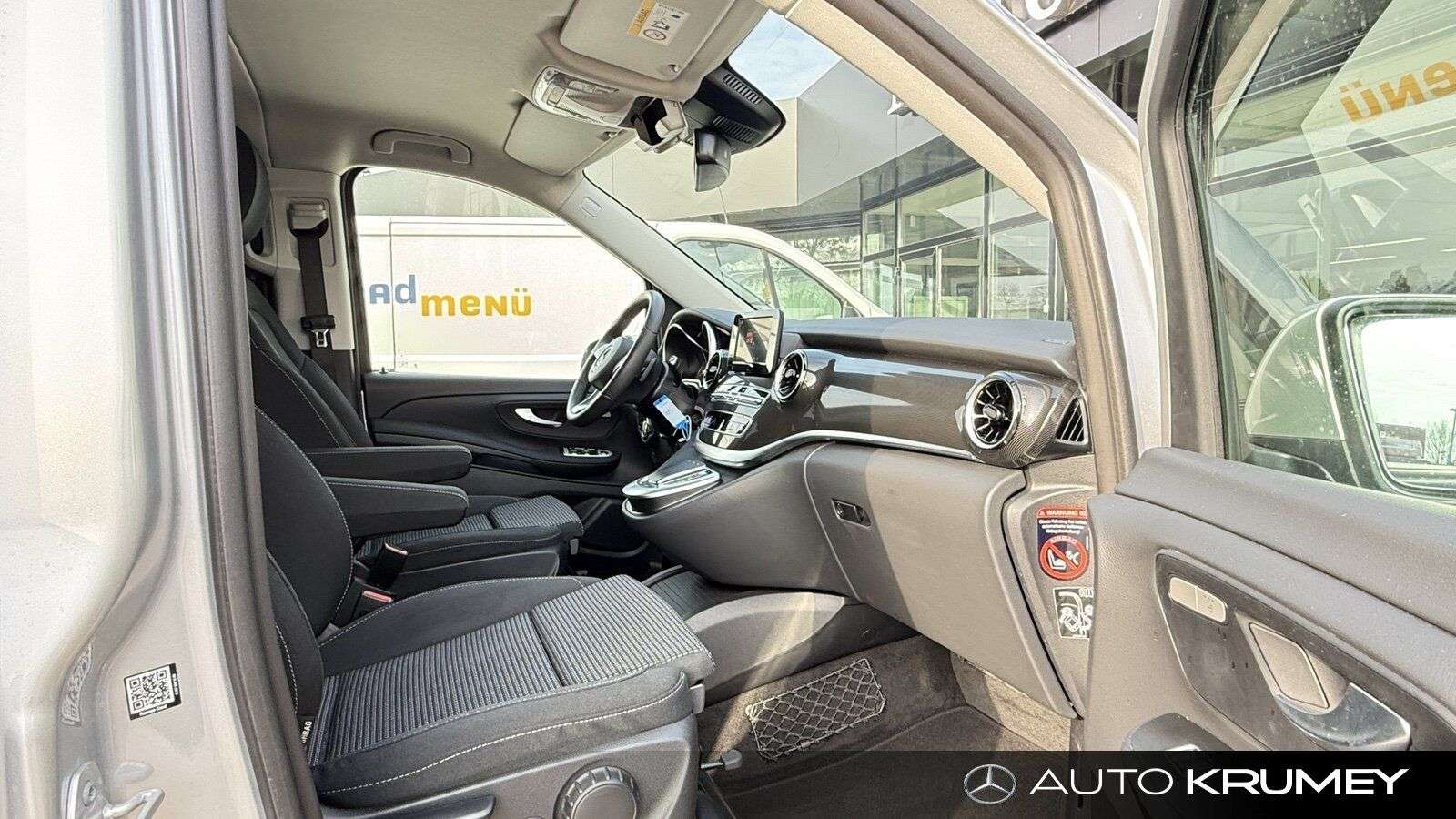 Mercedes-Benz V 220