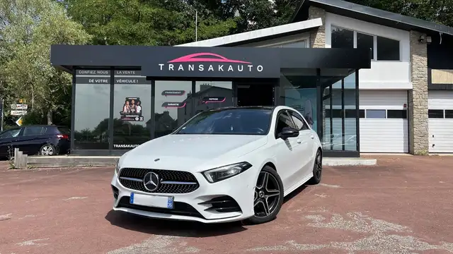 Mercedes-Benz A 180 180d AMG LINE TOIT OUVRANT DISTRI OK SUIVI