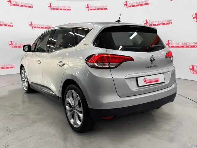 Renault Scenic view 2