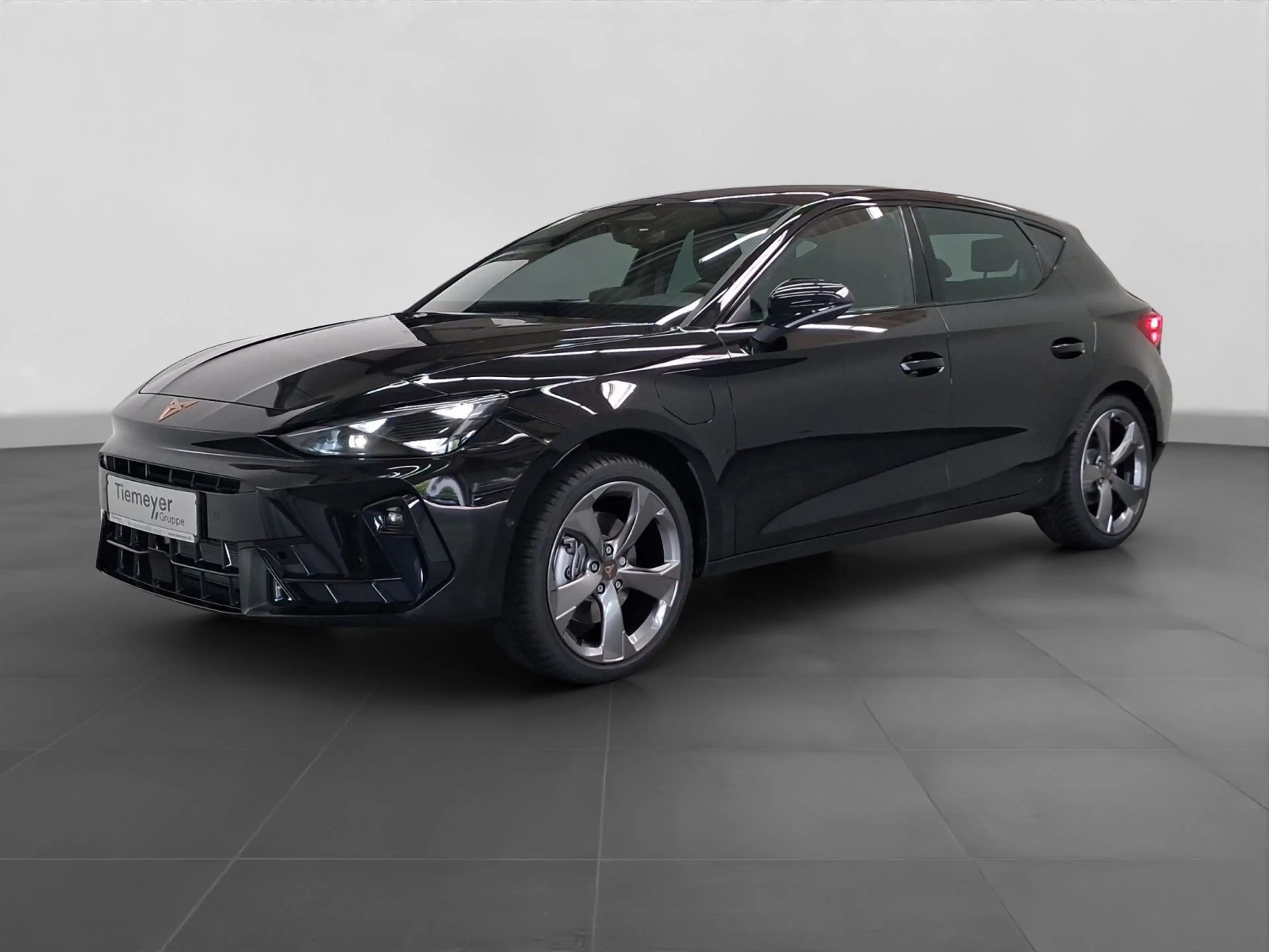 CUPRA Leon 1.5 e-HYBRID DSG REAR VIEW NAVI GJR LM18 SI — photo 2