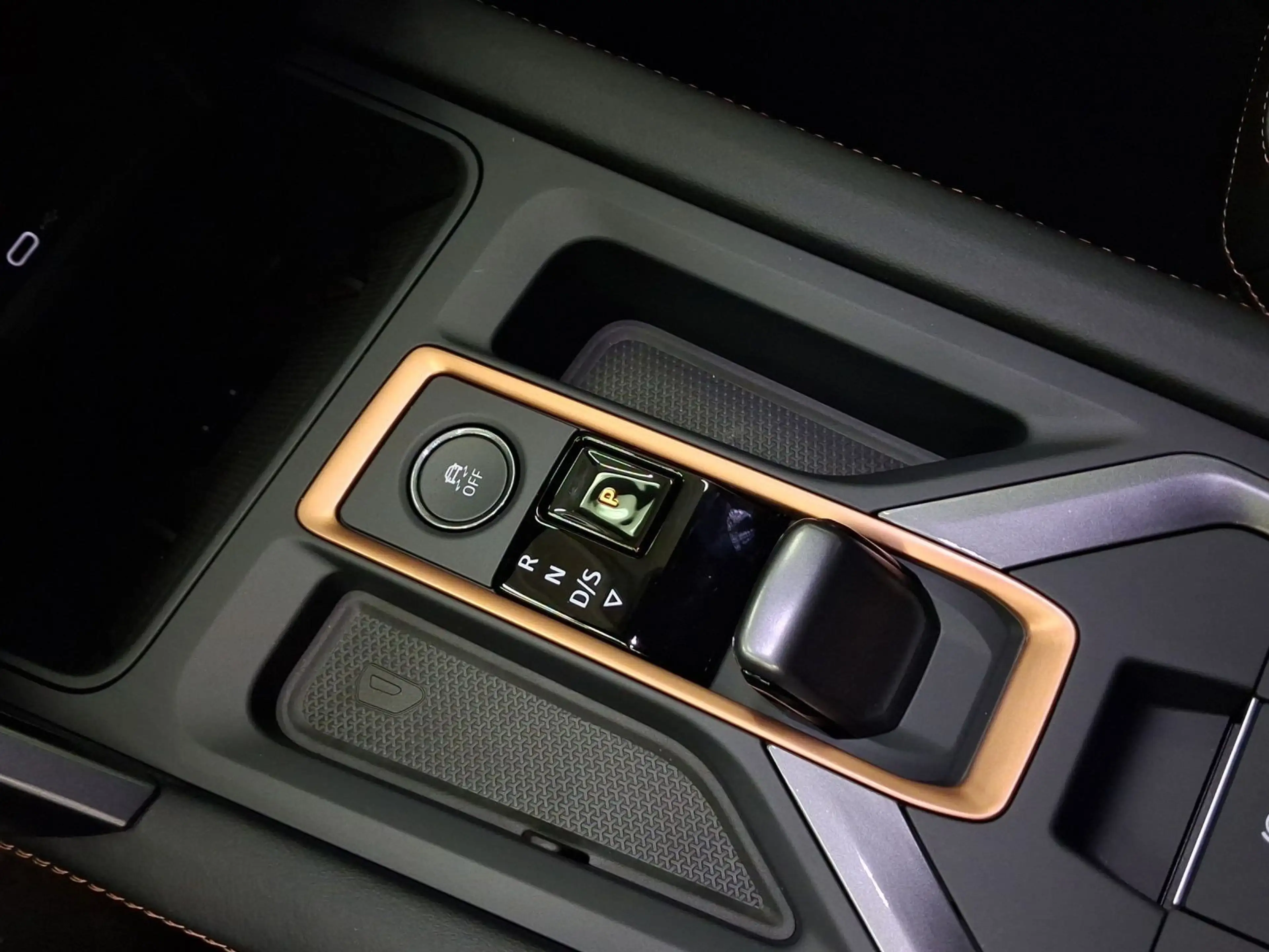 CUPRA Leon 1.5 e-HYBRID DSG REAR VIEW NAVI GJR LM18 SI — photo 11