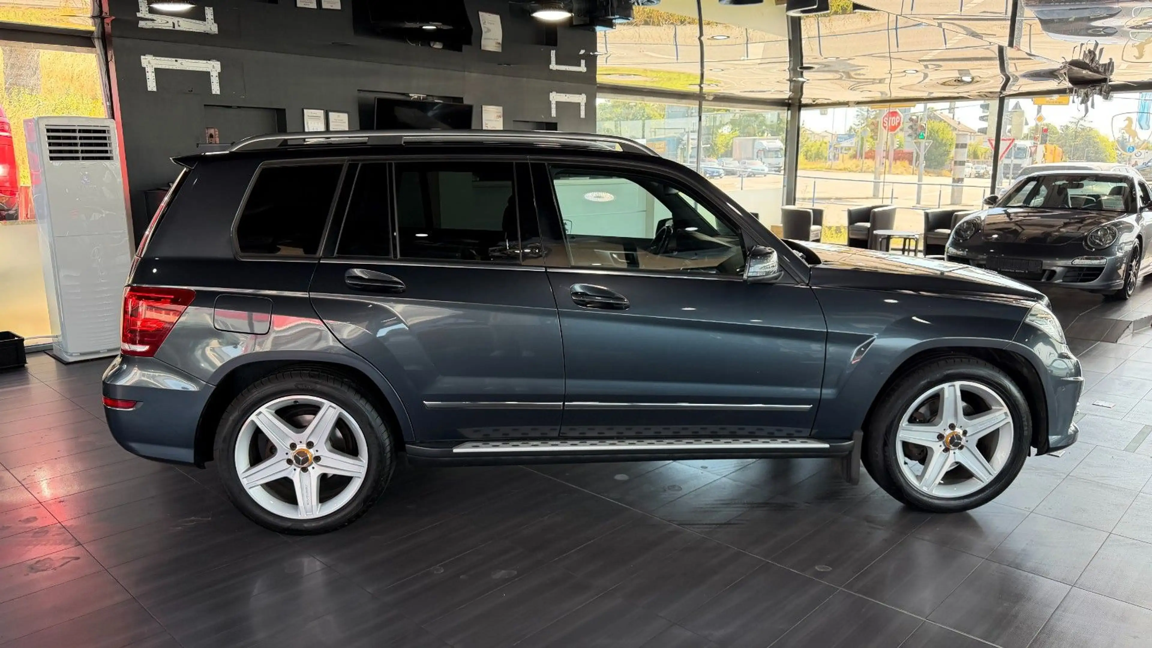 Mercedes-Benz GLK 220 CDI AMG*BlueEfficiency*Xenon*SHZ*Navi — photo 4