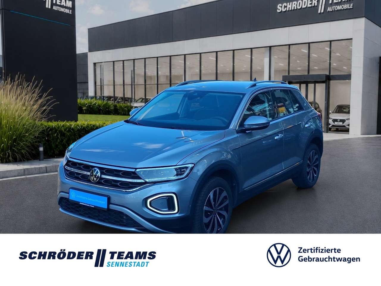 Volkswagen T-Roc 2023 — 1.5 l TSI DSG Style 1.Hand