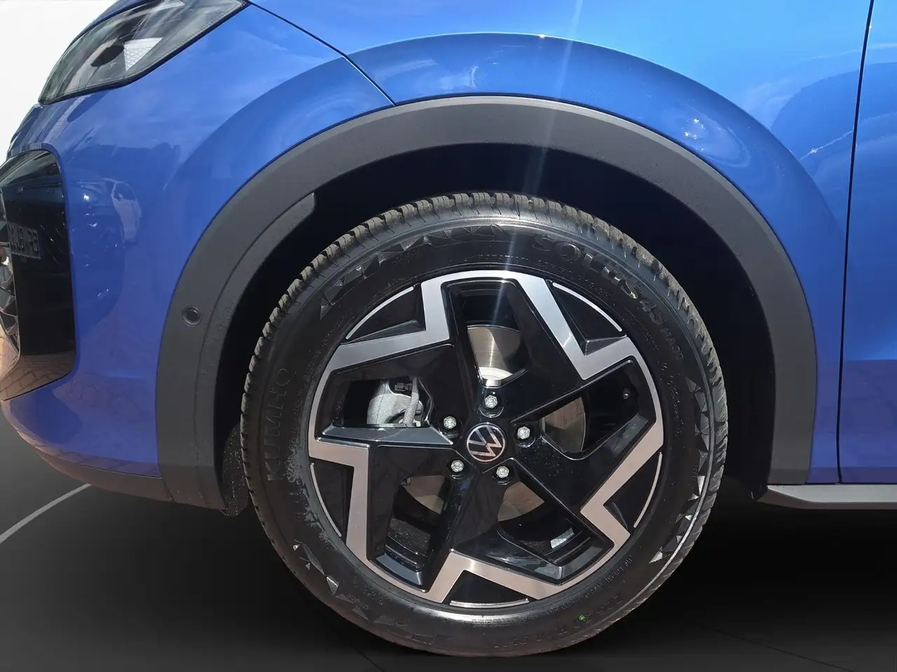 Volkswagen T-Roc R-Line 1.5 eTSI (150 PS) DSG | AHK 3