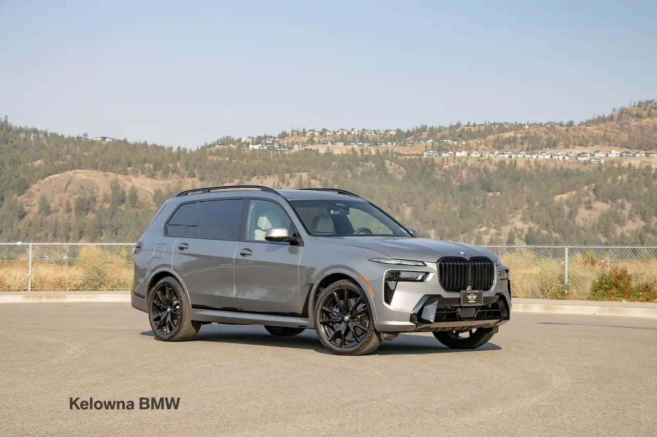 2025 BMW X7