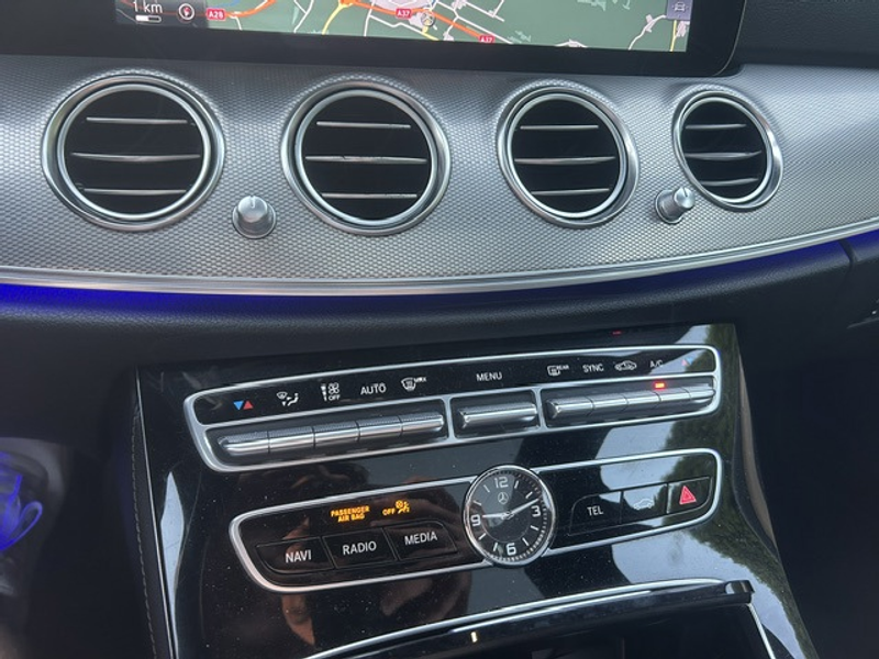 Mercedes-Benz E 350 d Prestige Plus - Pano - Navi - Camera - Wide scre — photo 14