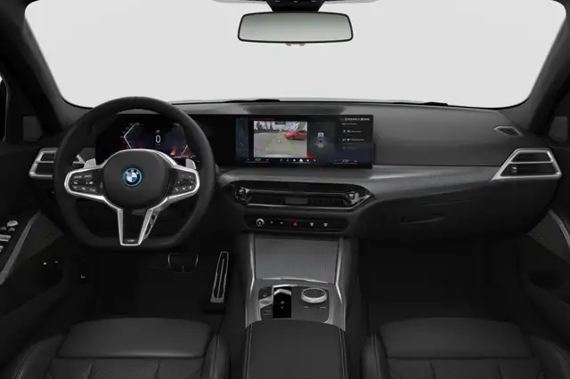 BMW 3 Series view 3