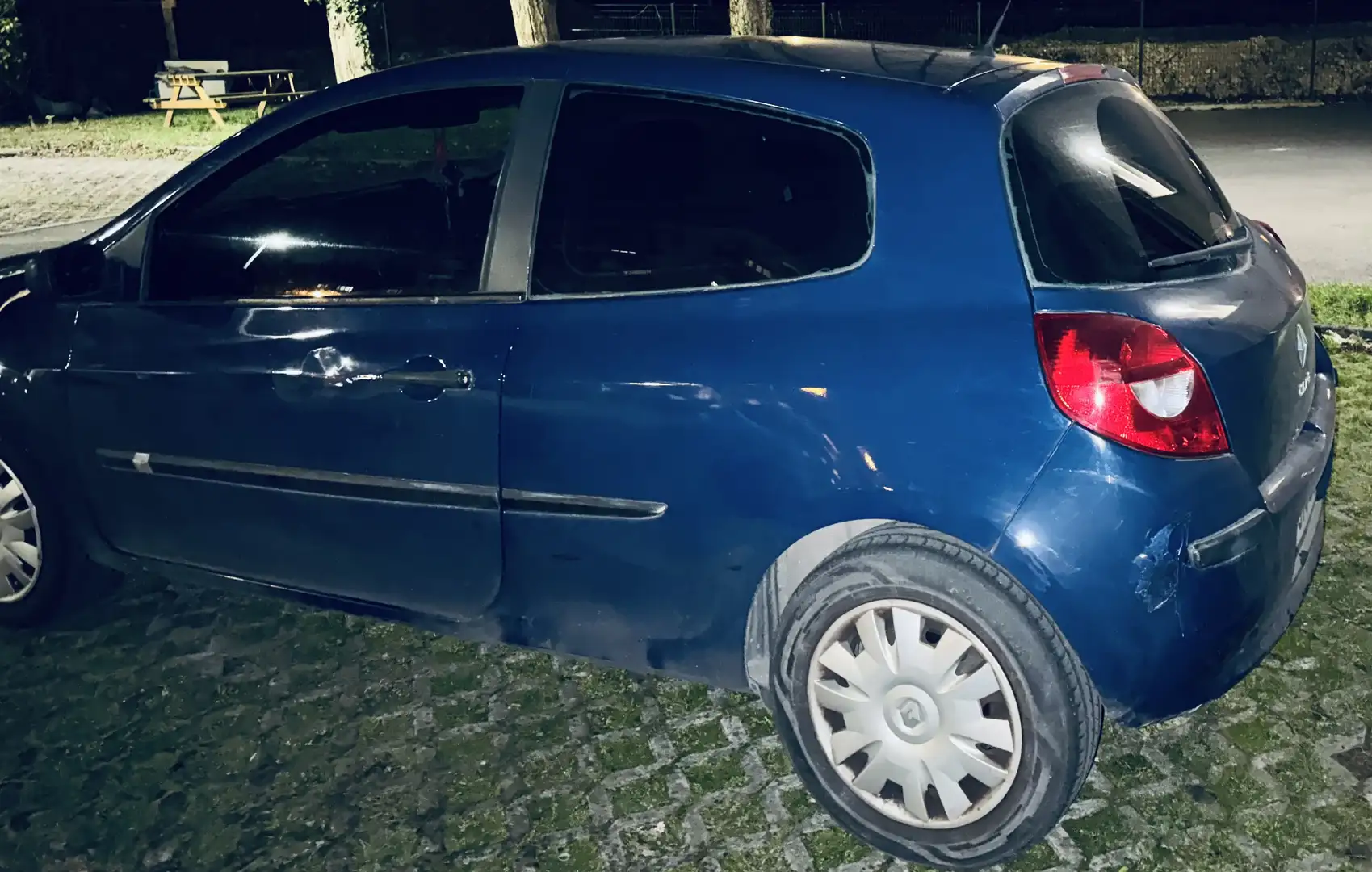 Renault Clio 1.6 16v Initiale Proactive A - 2