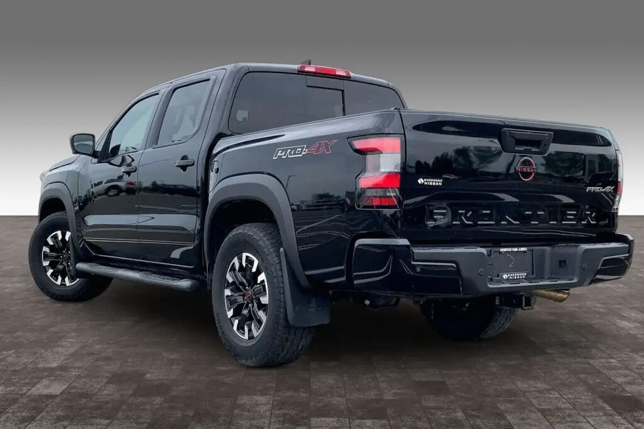Nissan Frontier снимка Nissan Frontier