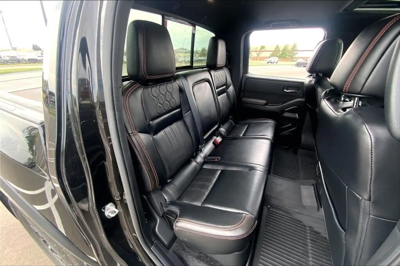 Nissan Frontier снимка Nissan Frontier