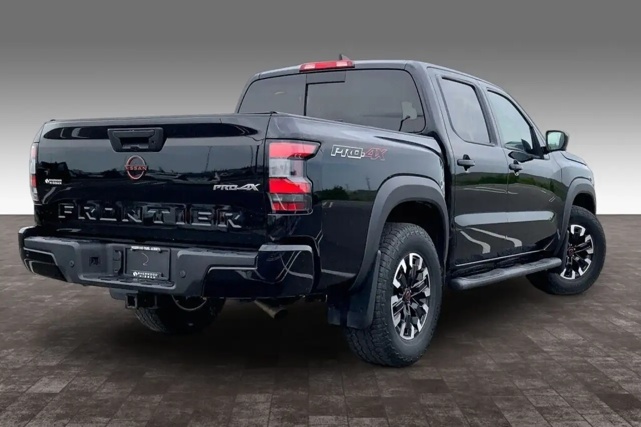 Nissan Frontier снимка Nissan Frontier