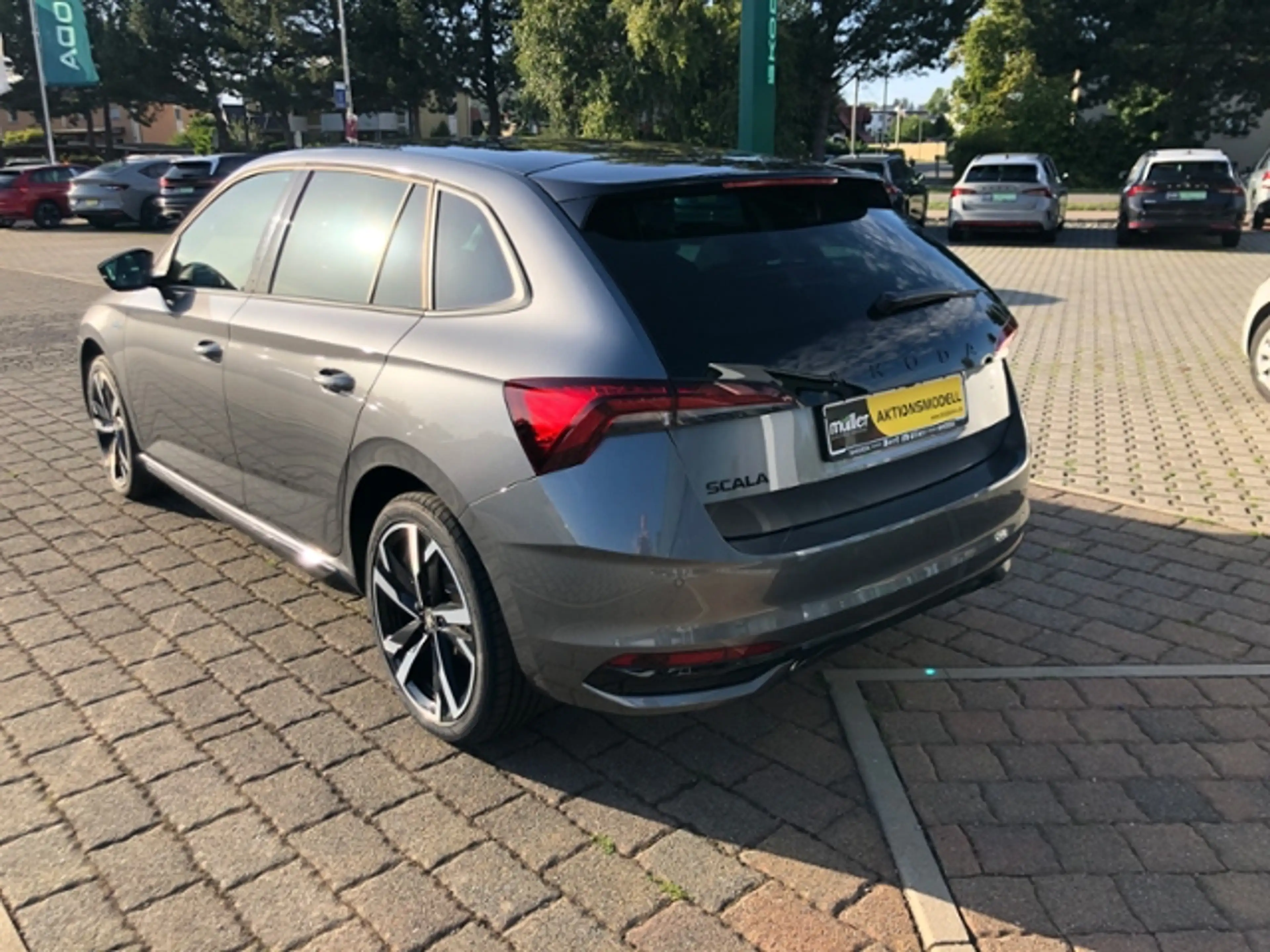Skoda Scala Monte Carlo TSI DSG Matrix SHZ SmartLink — photo 6