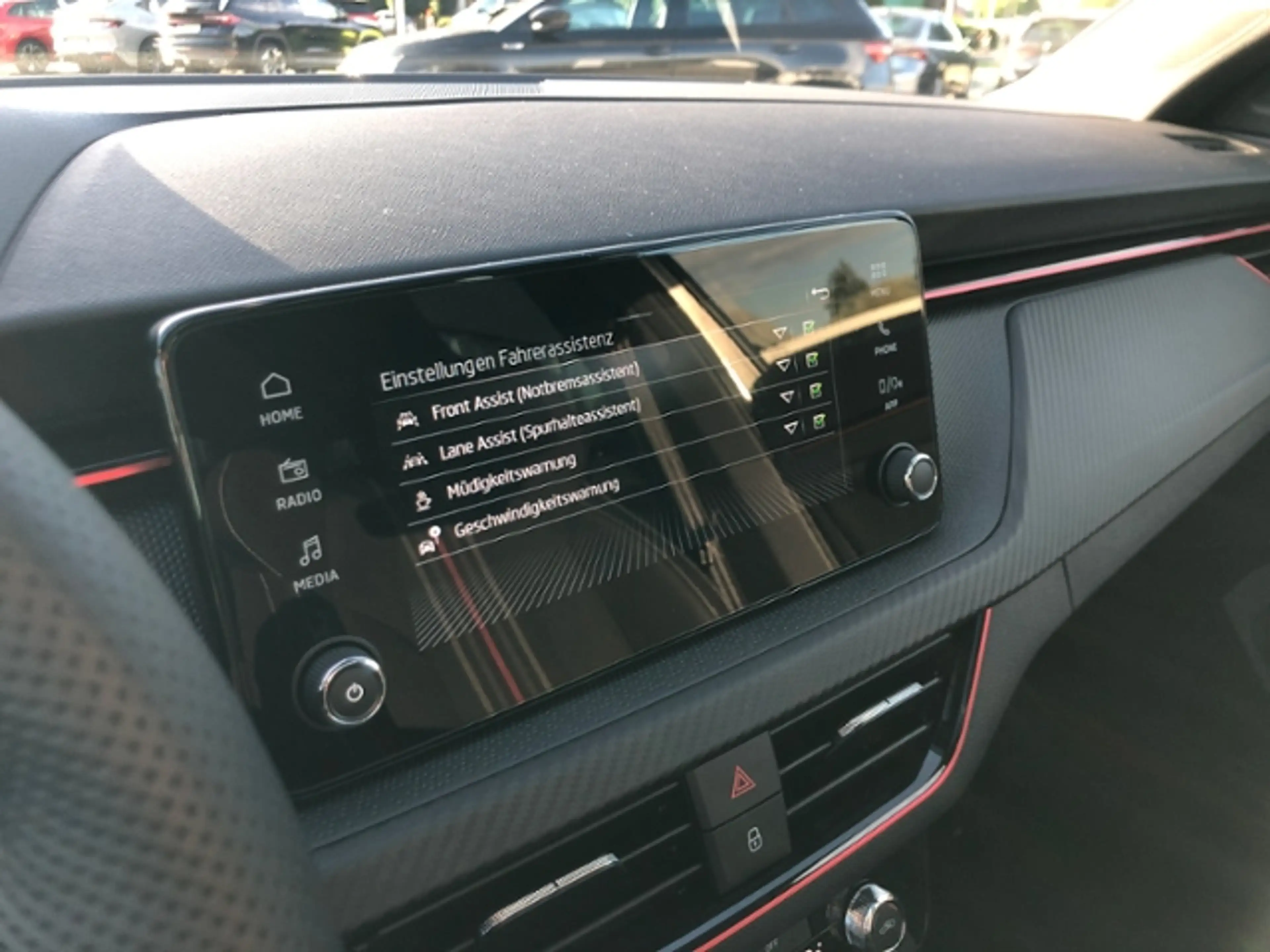 Skoda Scala Monte Carlo TSI DSG Matrix SHZ SmartLink — photo 14