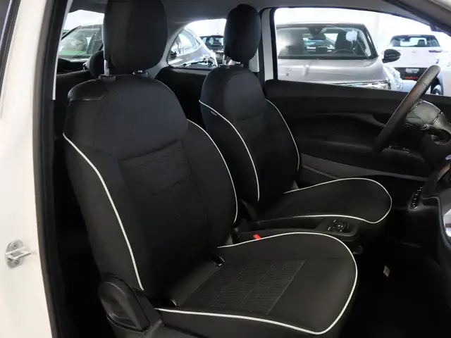 Fiat 500e view 6