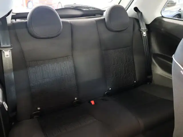 Fiat 500e view 4