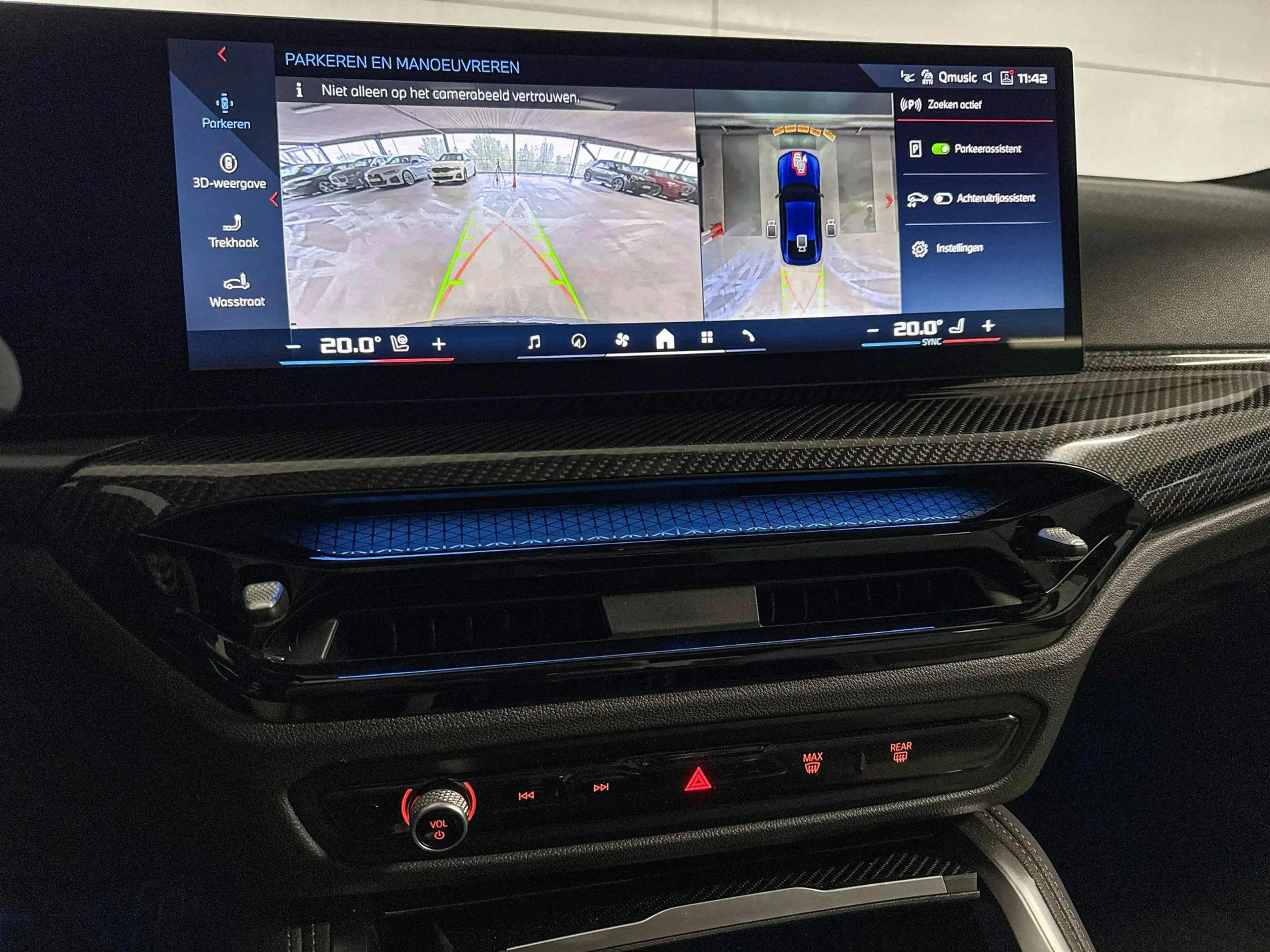 BMW i4 M60 84 kWh — photo 14