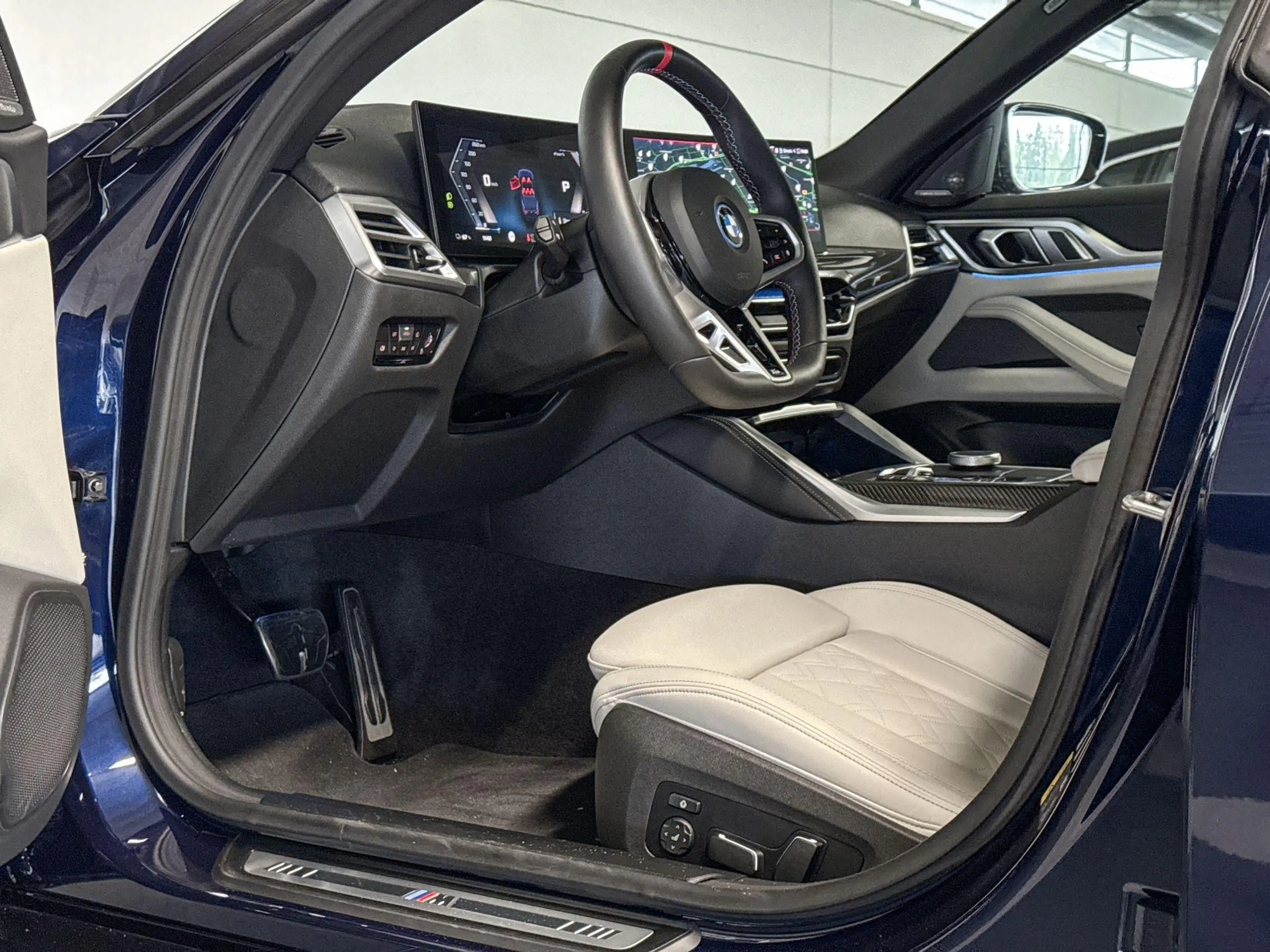 BMW i4 M60 84 kWh — photo 8