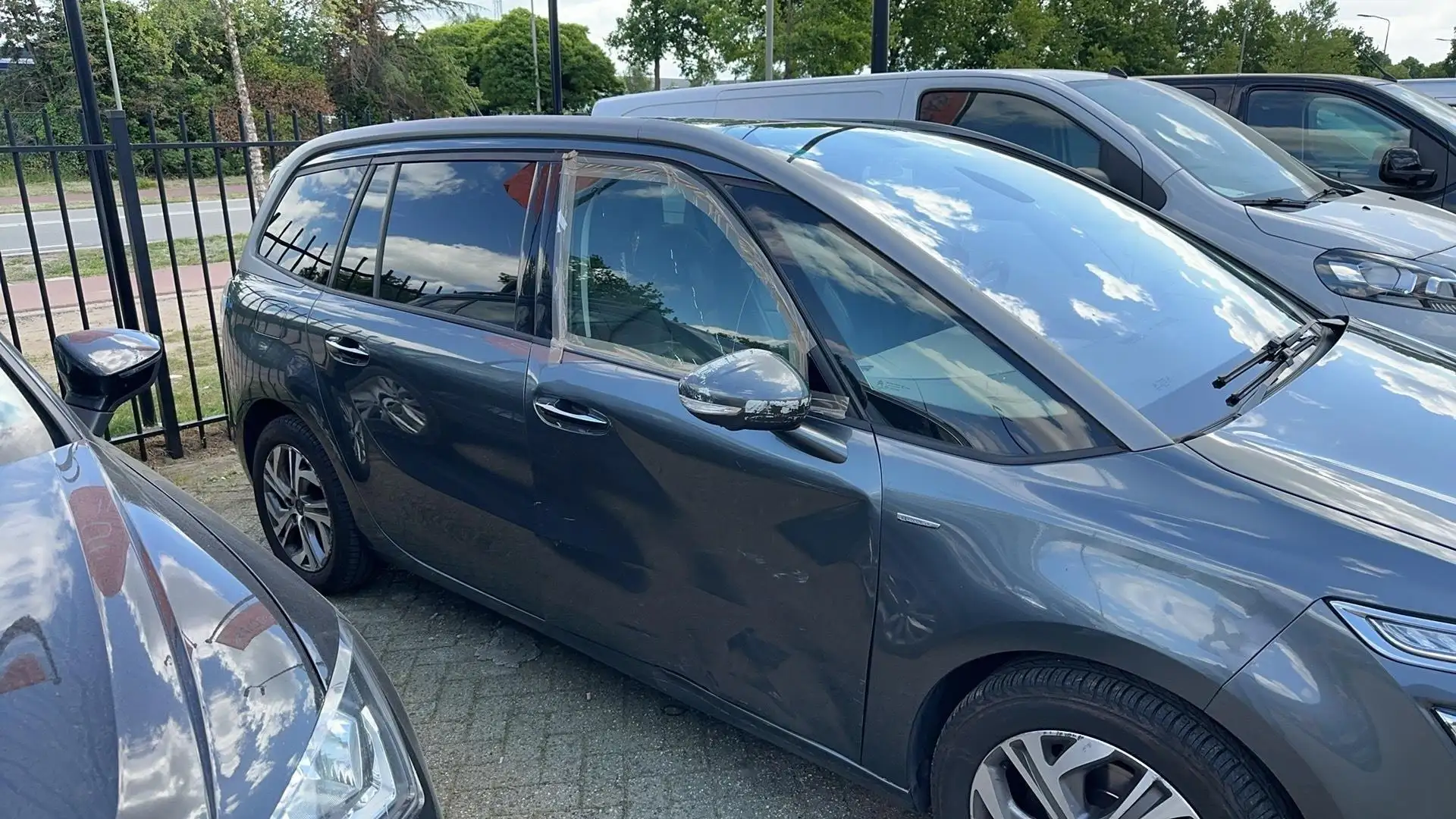 Citroen Grand C4 Picasso 1.6 THP Exclusive SCHADE AUTO!!!!Climate control C Gris - 2