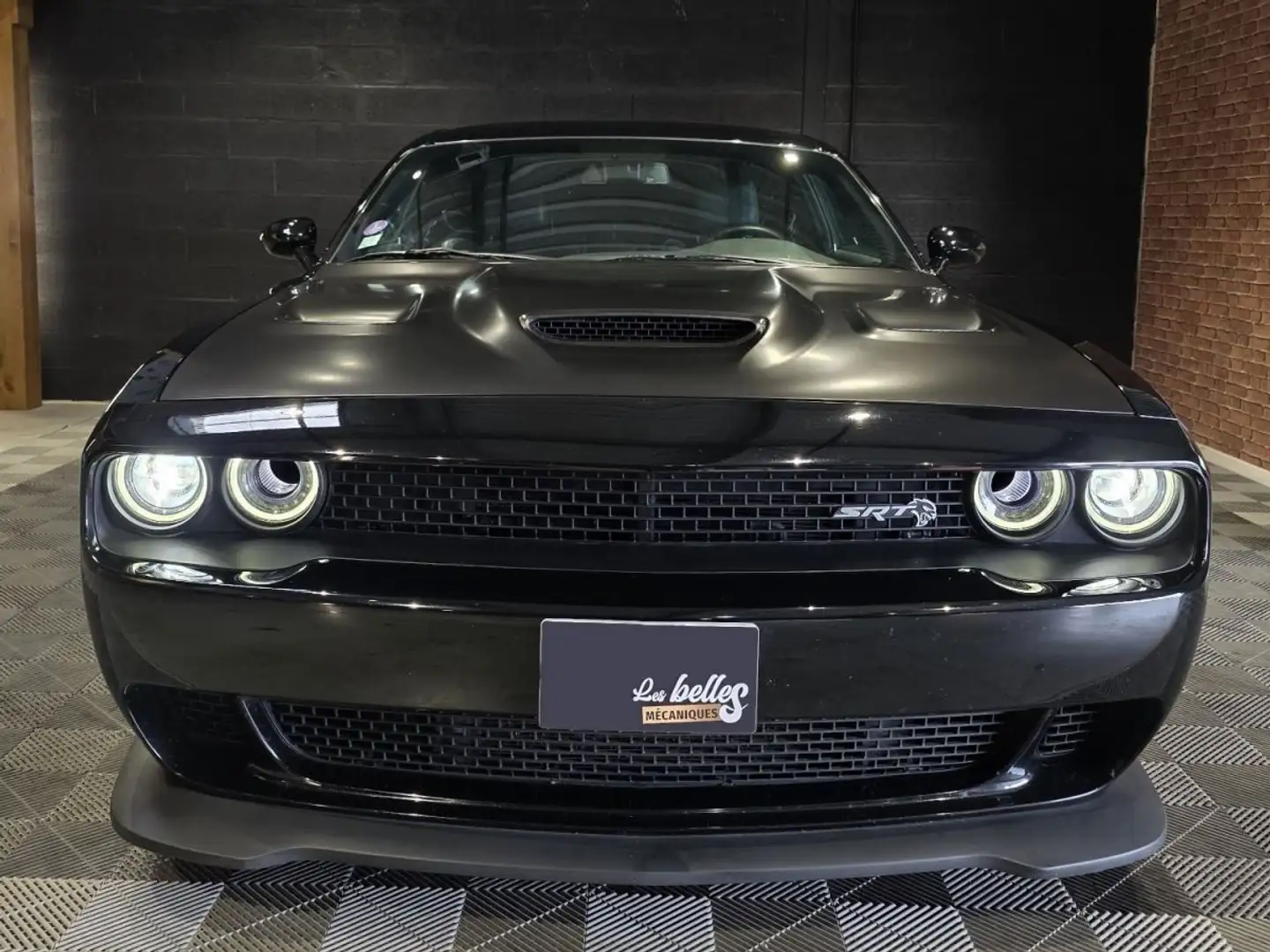 Dodge Challenger SRT HELLCAT 6.2L V8 HEMI SUPERCHARGED 717CV - 2