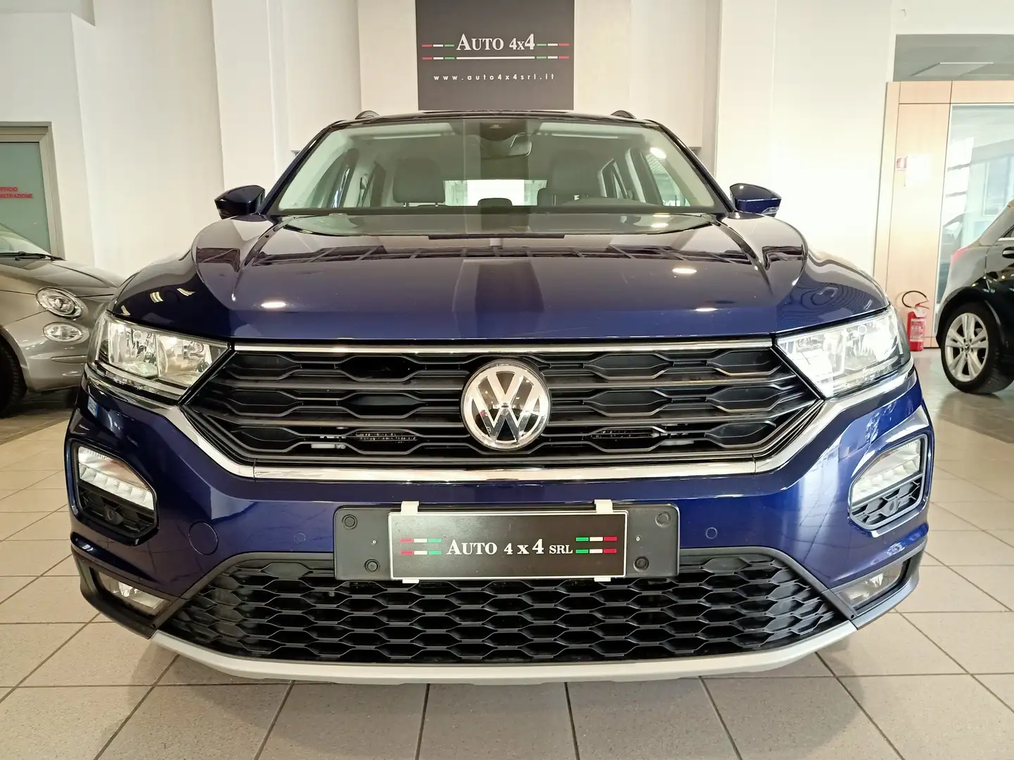 Volkswagen T-Roc 1.6 tdi Advanced* Azul - 2