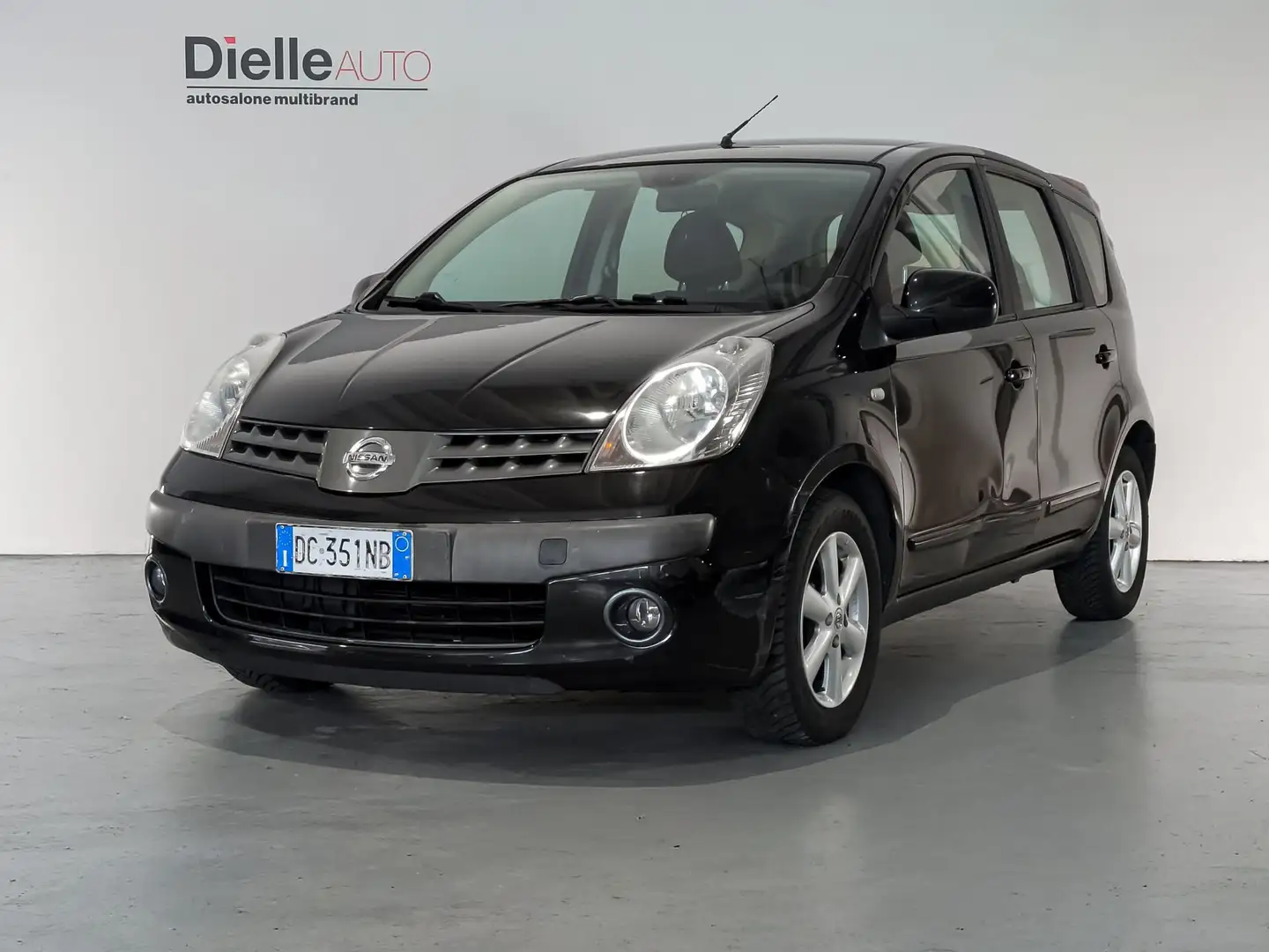 Nissan Note Note 1.4 16V Acenta 88CV Nero - 1
