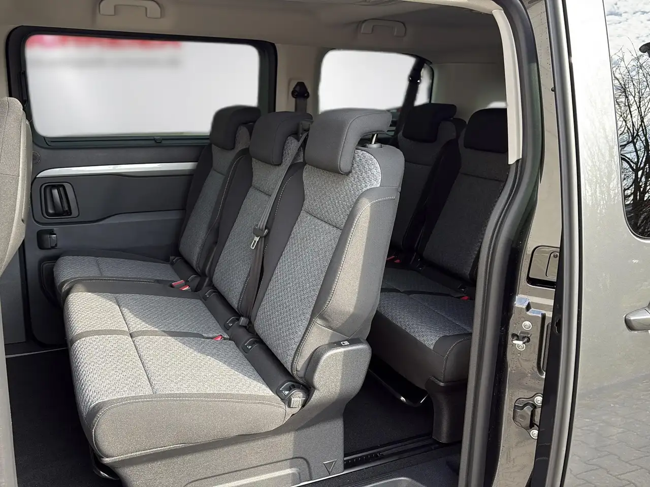 Peugeot Traveller Active L2 9