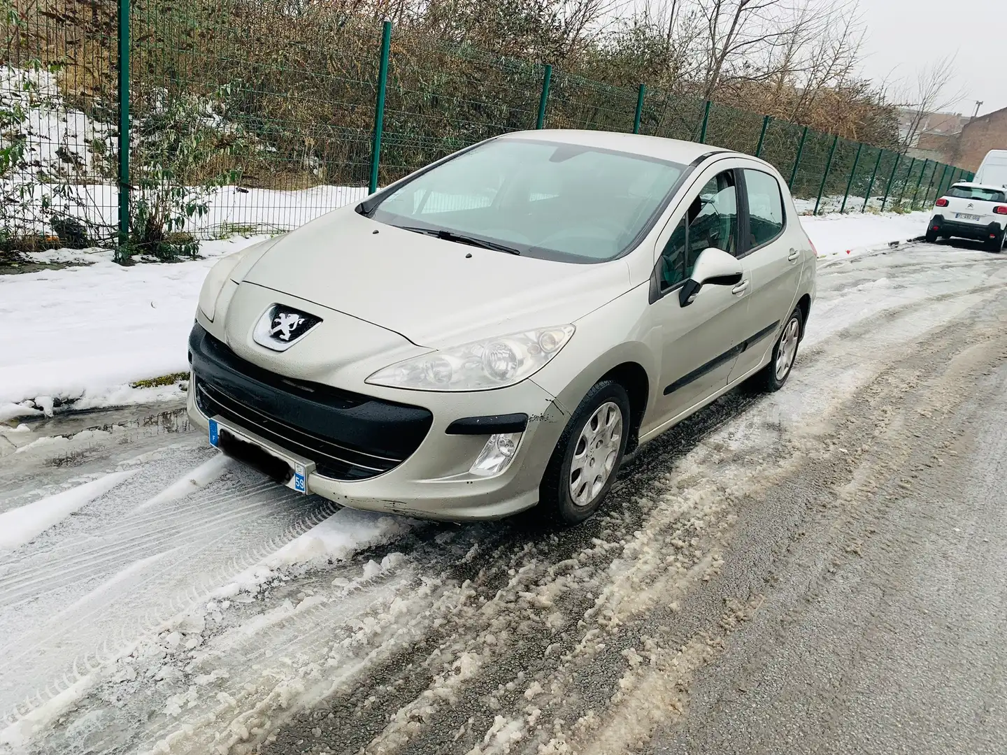 Peugeot 308 1.6 HDi 90 Confort - 2