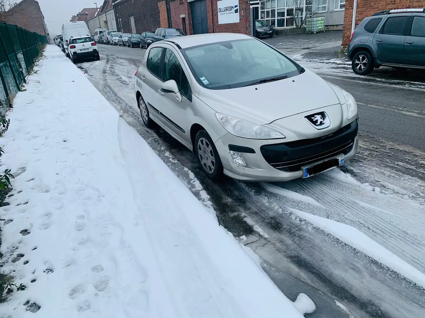 Peugeot 308 1.6 HDi 90 Confort - 1