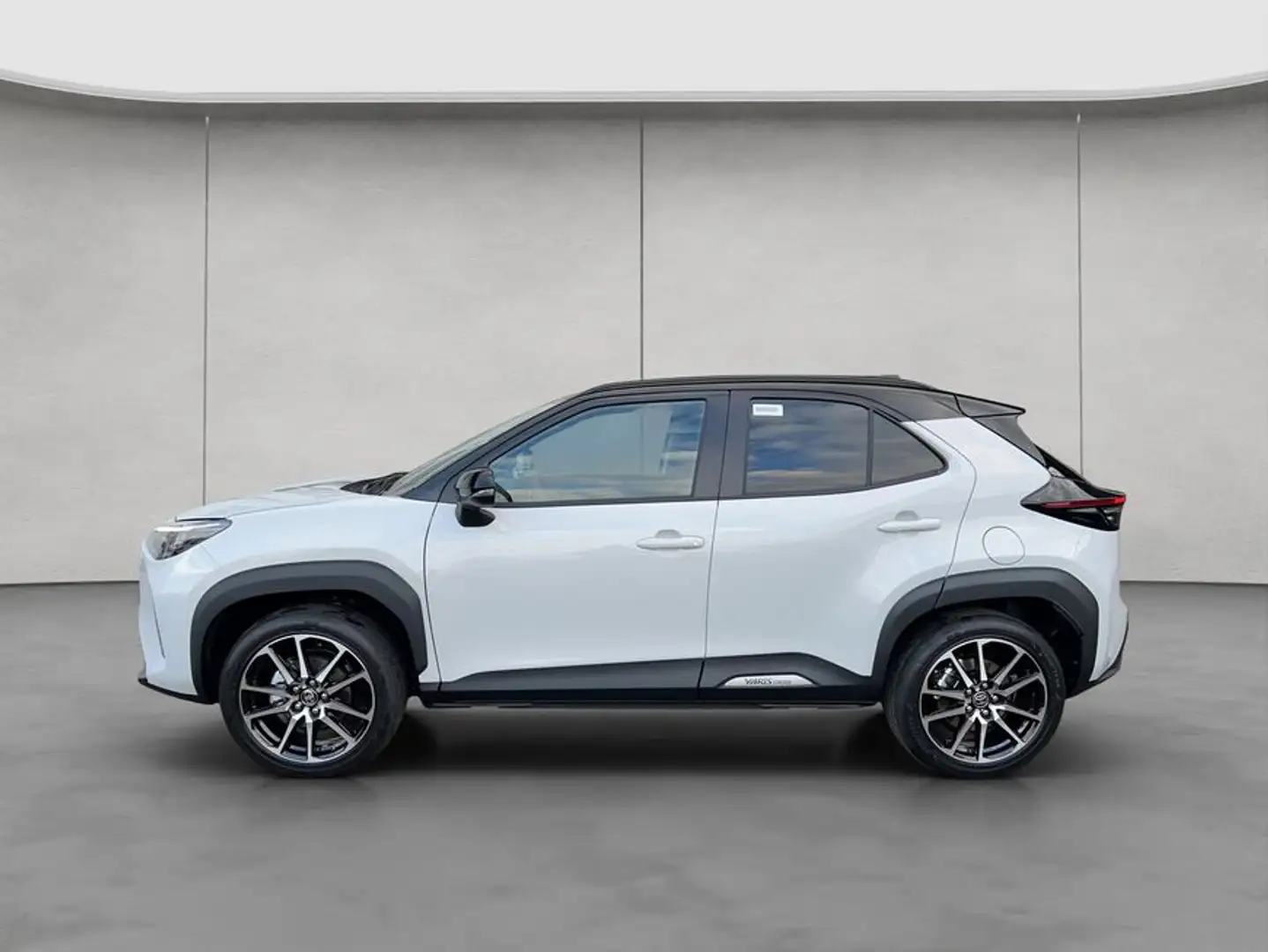 Toyota Yaris Cross Hybrid 130 1.5 VVT-i GR Sport 68 kW, 5 Grau - 2