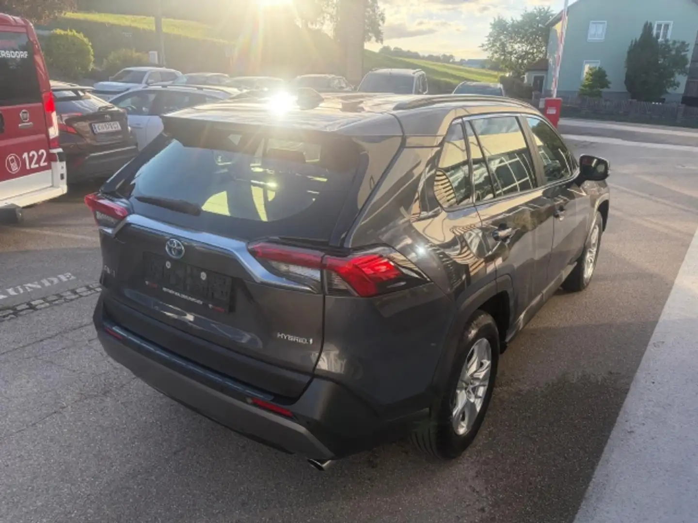 Toyota RAV 4 RAV4 2,5 Hybrid Schwarz - 2