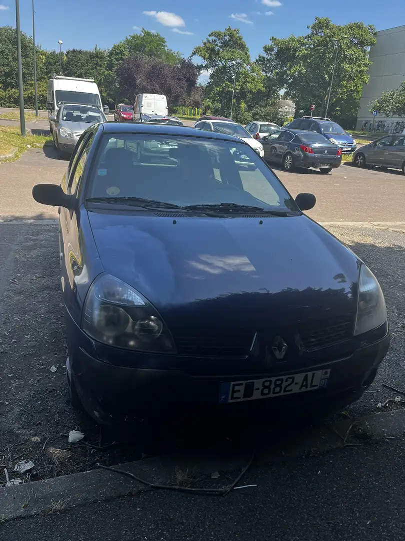 Renault Clio 1.2i Authentique - 1