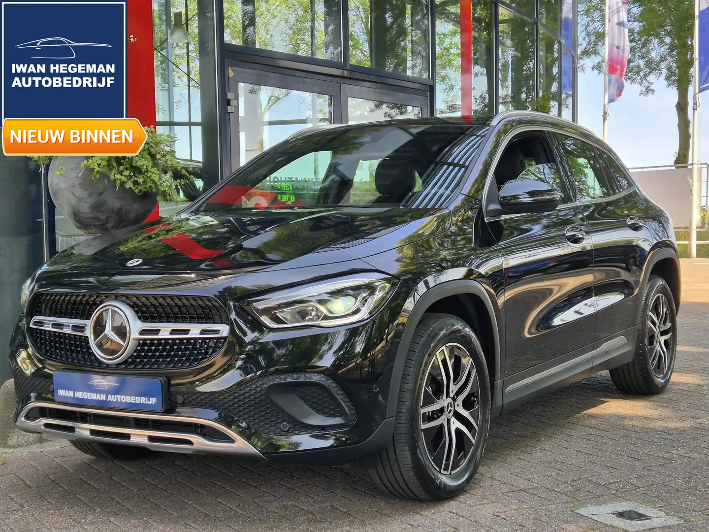 Mercedes-Benz GLA 250 e AUTOMAAT | Navigatie | Climate Control | Cruise Zwart - 1