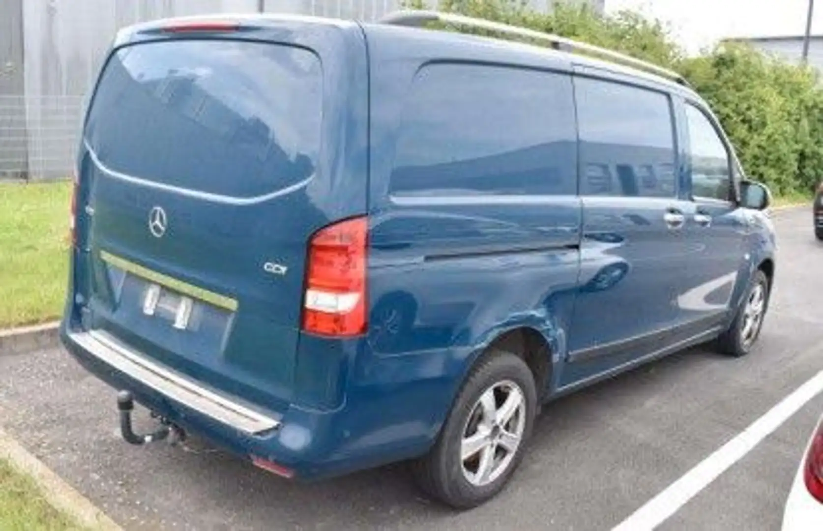 Mercedes-Benz Vito VIto 116 Kastenwagen Lang NAVI*KLIM*ALU*AHK*KAM Azul - 2