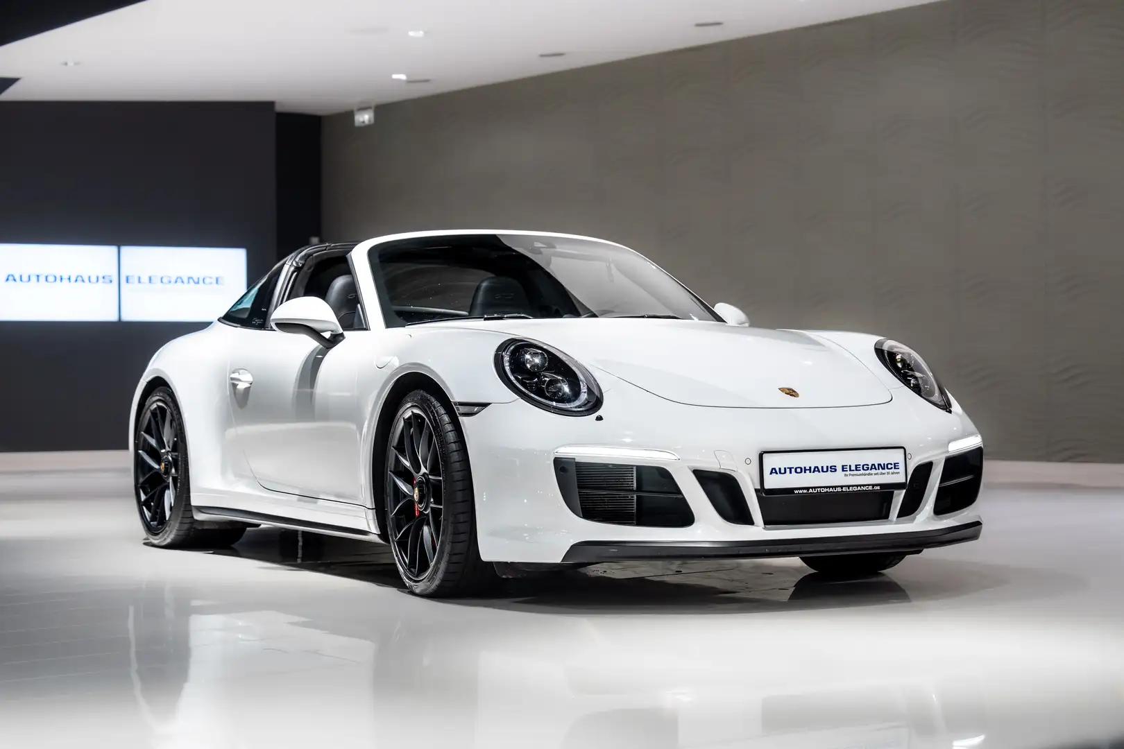 Porsche 991 Targa 4 GTS*SPORT-CHRONO*PDLS+*PDK*BOSE*DAB+ Weiß - 2