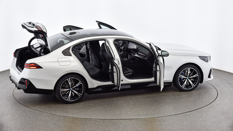 BMW 550 e xDrive *M-Sportpaket Pro *Panoramadach *AHK — photo 12